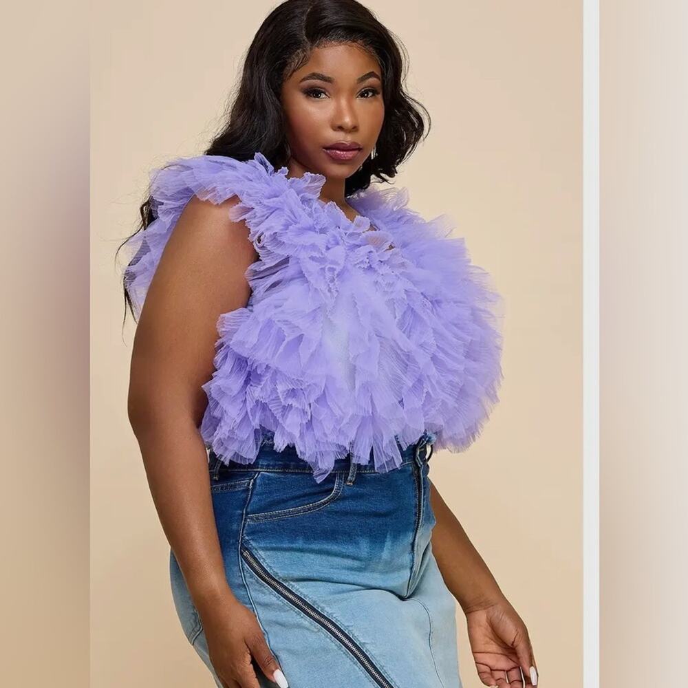 Lavender Ruffle V-Neck Bodysuit - Picture 4 of 10